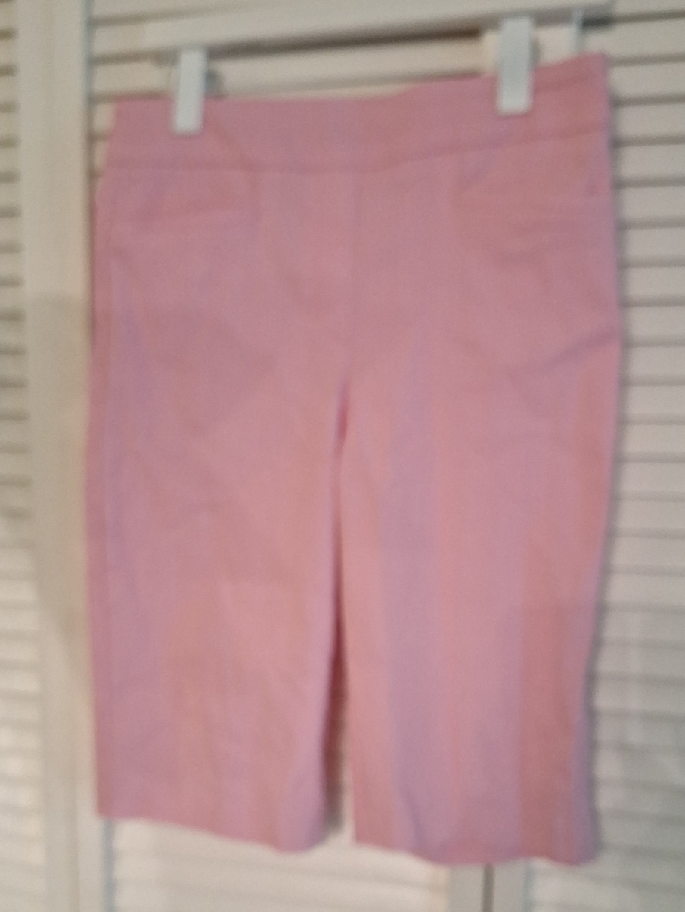Women's Pink Pull-On Bermuda Shorts with Clean Waistband
